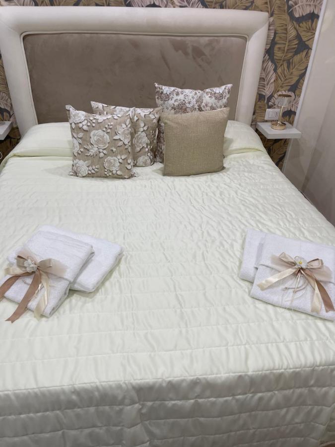 La Dimora Dei Sogni Sedil Capuano Home Suite Napoli Ngoại thất bức ảnh